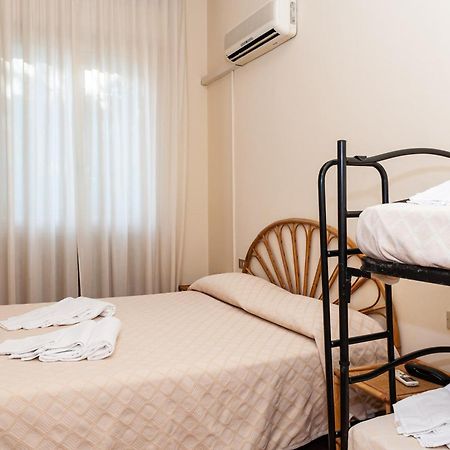 Hotel Trionfal Милано Мартима Екстериор снимка